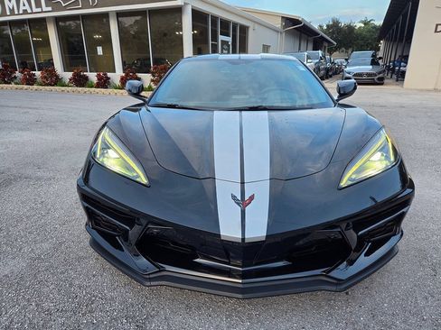Used 2021 Chevrolet Corvette Stingray Preferred Cpe w/ Z51 Performance Package RWD image 2