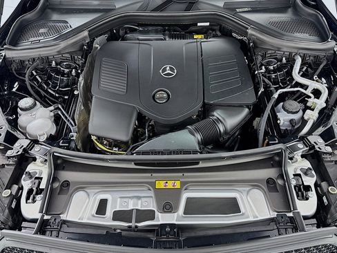 New 2026 Mercedes-Benz GLC 300 4MATIC image 10