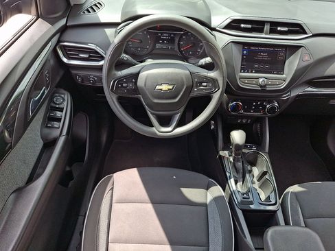 Used 2023 Chevrolet TrailBlazer LT FWD image 20