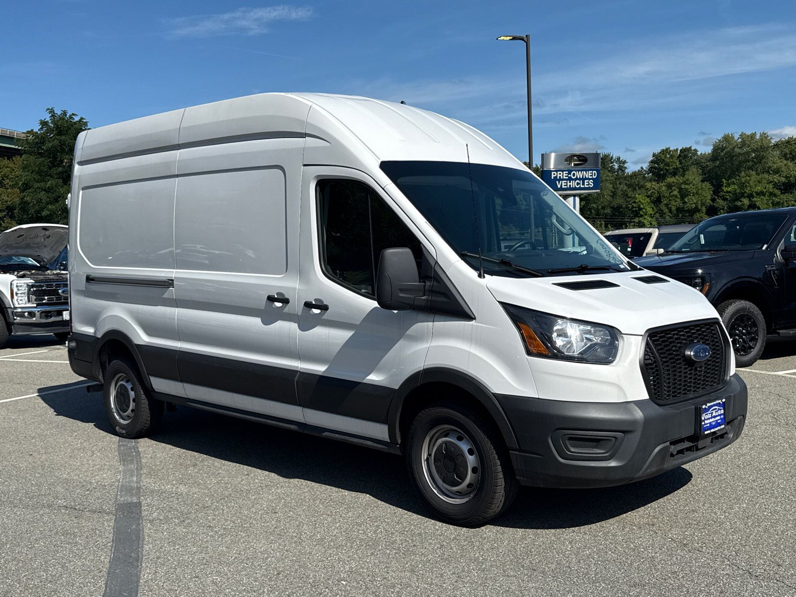 Used 2024 Ford Transit 250 148 High Roof RWD image 1