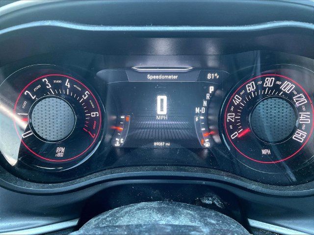 Used 2021 Dodge Challenger SXT w/ Plus Package RWD image 7