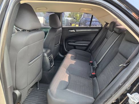Used 2020 Chrysler 300 Touring w/ Sport Appearance Package RWD image 36