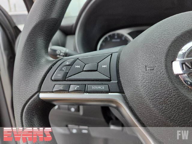 Used 2021 Nissan Kicks S FWD image 14