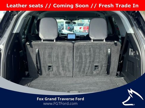 Certified 2022 Ford Explorer XLT w/ Equipment Group 202A image 35