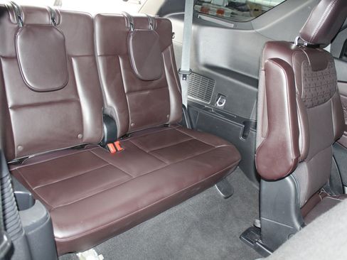 Used 2025 Ford Explorer Platinum w/ LUX Leather Package image 74