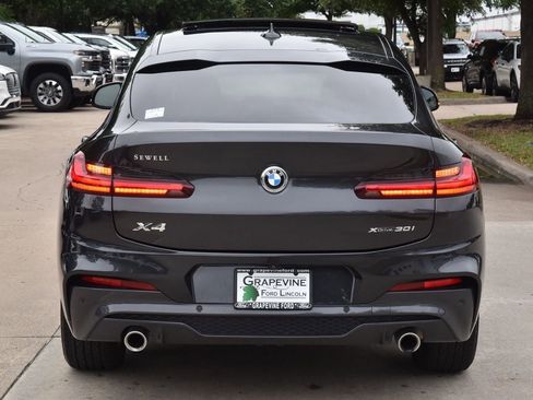 Used 2020 BMW X4 xDrive30i w/ M Sport Package 2 AWD/4WD image 9