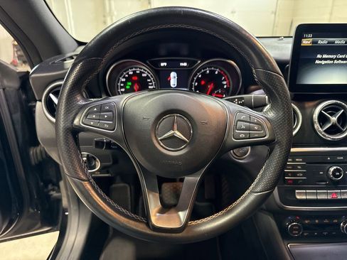 Used 2018 Mercedes-Benz CLA 250 4MATIC image 10