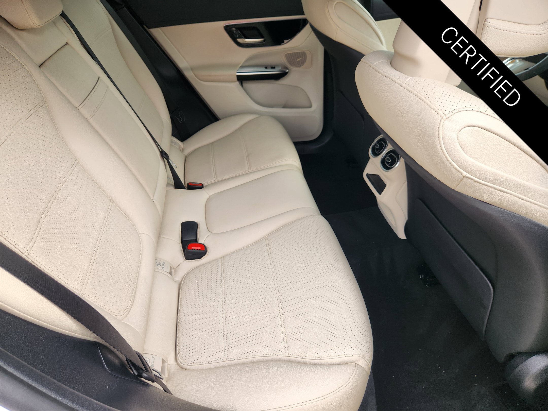 Certified 2023 Mercedes-Benz GLC 300 image 31