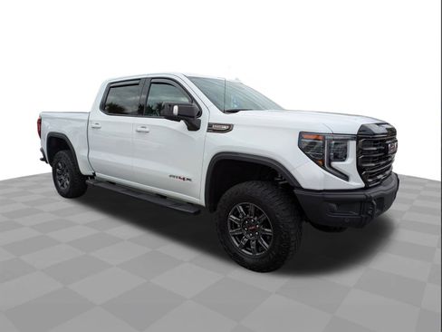 Used 2024 GMC Sierra 1500 AT4X image 2