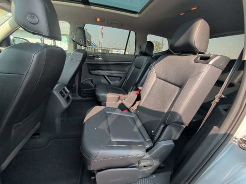 Used 2019 Volkswagen Atlas SEL R-Line AWD/4WD image 28