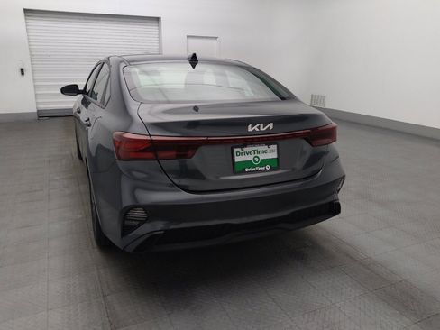 Used 2024 Kia Forte LXS w/ LXS Technology Package FWD image 6