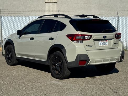 Used 2023 Subaru Crosstrek 2.0i Premium w/ Special Edition AWD/4WD image 5