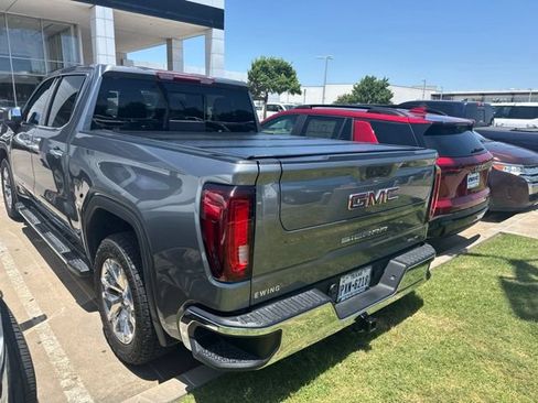 Used 2021 GMC Sierra 1500 SLT RWD image 3