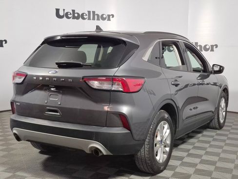 Used 2022 Ford Escape SE image 7