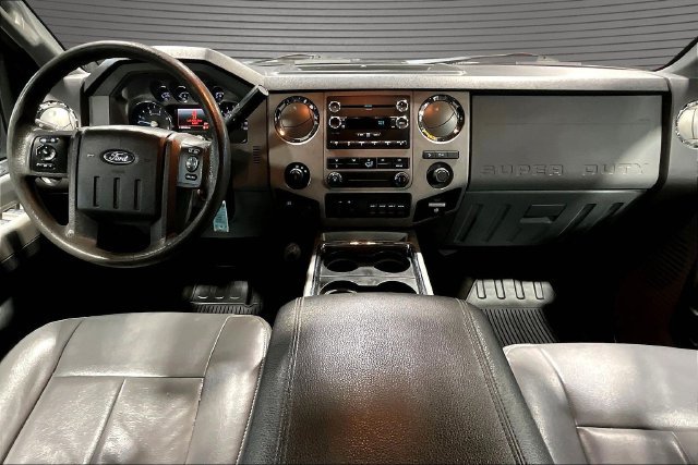 Used 2016 Ford F350 XLT w/ XTR Plus Package AWD/4WD image 8