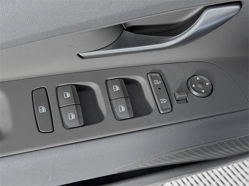 New 2025 Hyundai Elantra Blue image 22