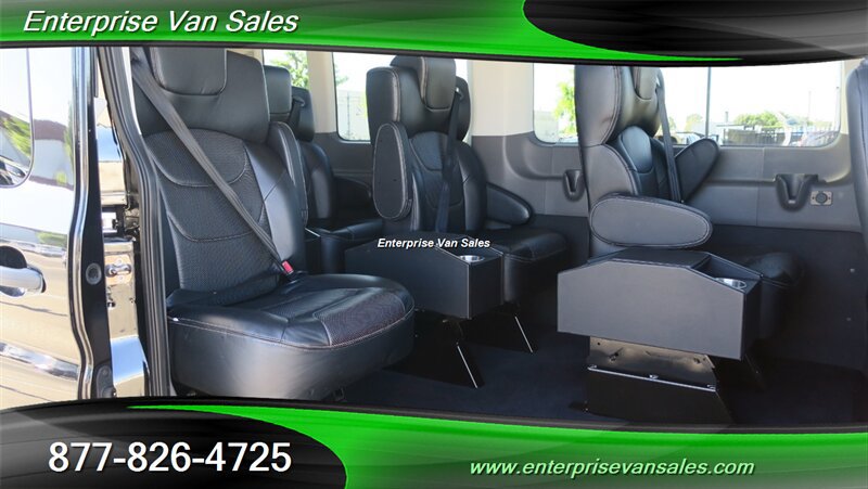 Used 2024 Ford Transit 350 XLT RWD image 19