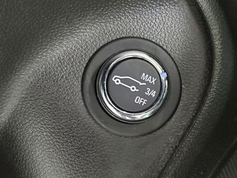 Used 2023 Buick Encore GX Select w/ Sport Touring Package image 27