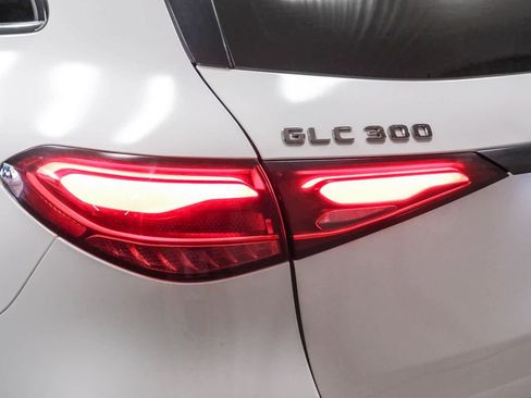 Used 2023 Mercedes-Benz GLC 300 4MATIC w/ AMG Line image 7