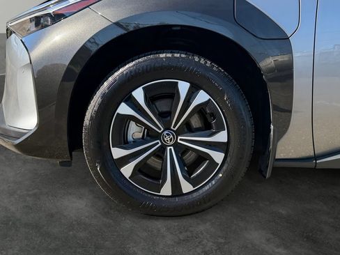 Used 2024 Toyota bZ4X AWD w/ Weather Package image 5