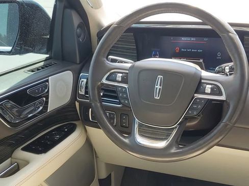 Certified 2022 Lincoln Navigator Black Label AWD/4WD image 33