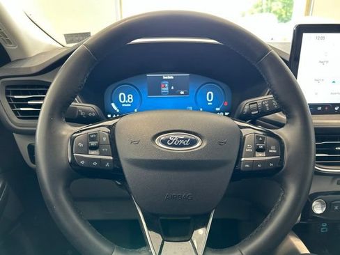 Used 2023 Ford Escape Platinum AWD/4WD image 9