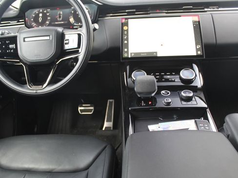 Used 2023 Land Rover Range Rover Sport SE Dynamic image 4