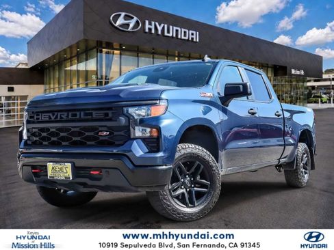 Used 2022 Chevrolet Silverado 1500 Custom Trail Boss AWD/4WD image 1