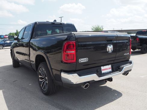 New 2025 RAM 1500 Limited image 8