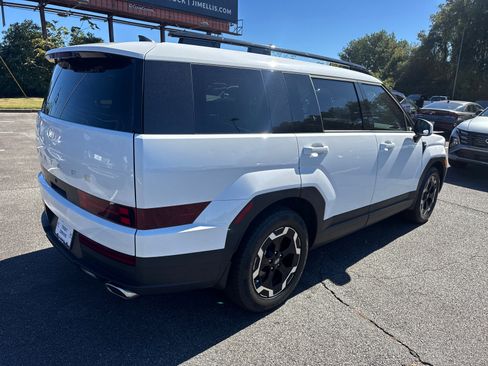 Used 2025 Hyundai Santa Fe SEL image 7