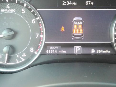 Used 2023 Nissan Armada SL w/ Captain's Chairs Package image 44