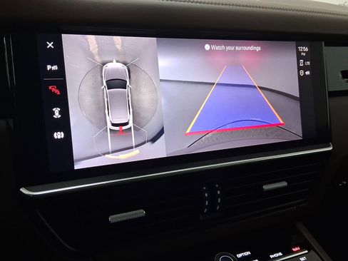 Certified 2022 Porsche Cayenne Turbo image 24