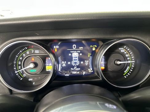 Used 2022 Jeep Wrangler Unlimited Sahara image 17