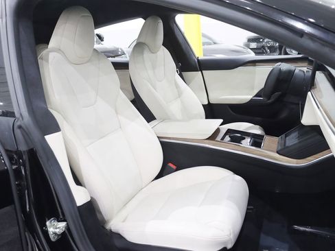 Used 2021 Tesla Model S Long Range image 30
