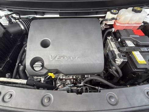 Used 2024 Buick Enclave Premium FWD image 26