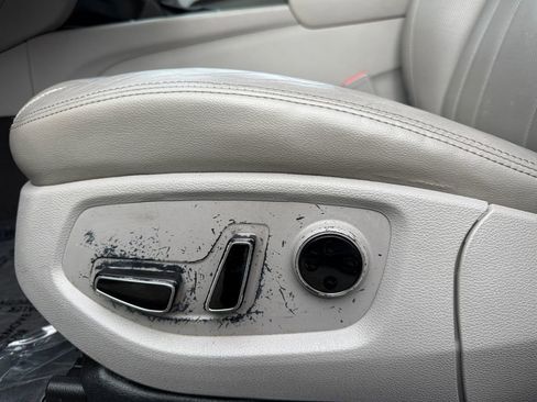 Used 2017 Genesis G80 3.8 image 10