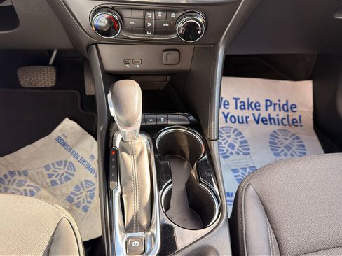Used 2024 Buick Encore GX Preferred AWD/4WD image 26