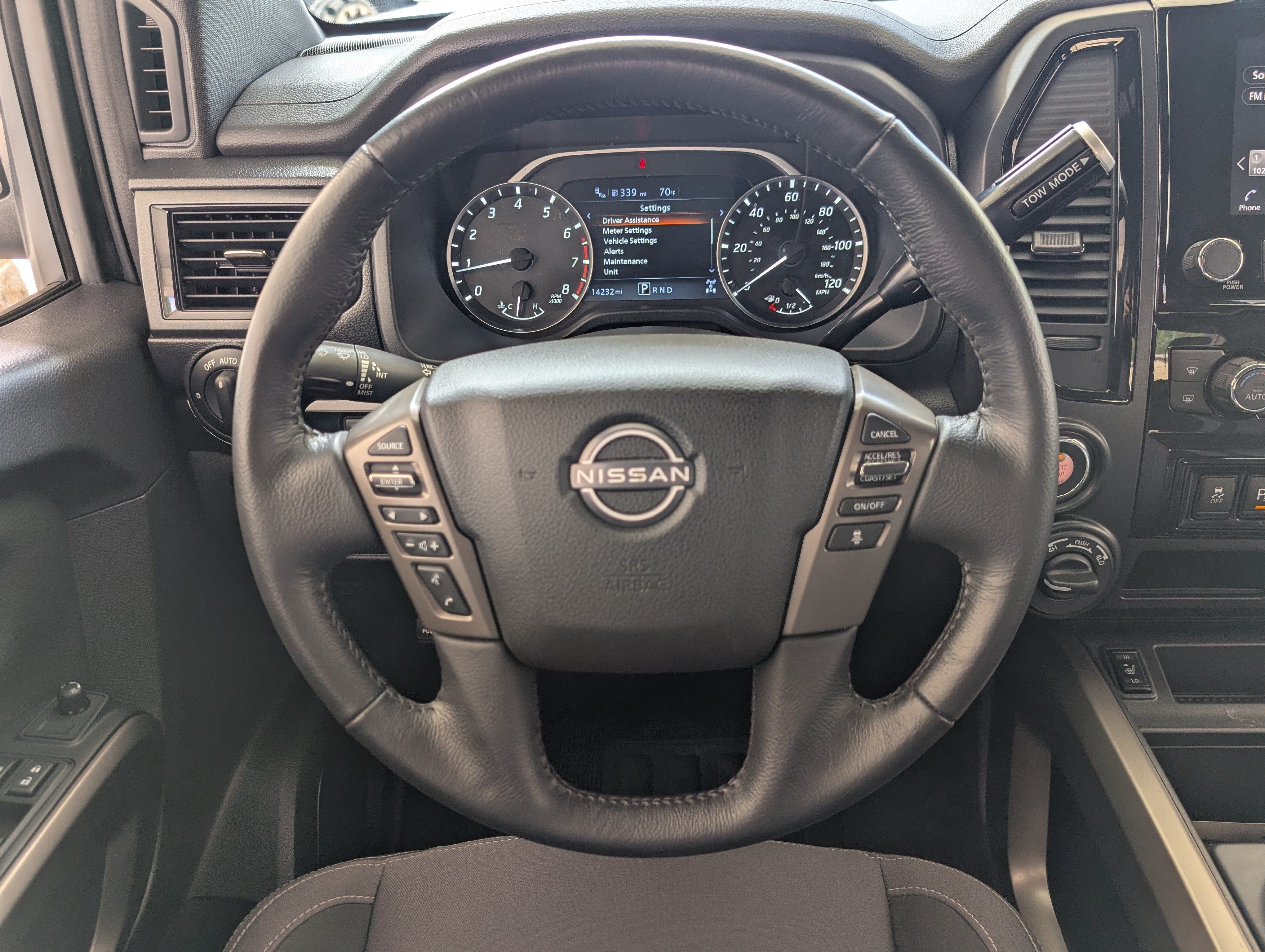 Used 2024 Nissan Titan SV w/ SV Bronze Edition Package AWD/4WD image 23