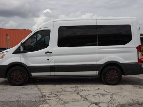 Used 2015 Ford Transit 150 XLT RWD image 4