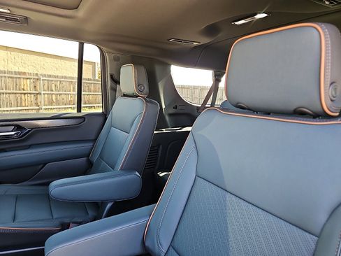 New 2026 GMC Yukon XL AT4 w/ AT4 Premium Plus Package image 10