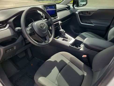 Used 2025 Toyota RAV4 LE image 11
