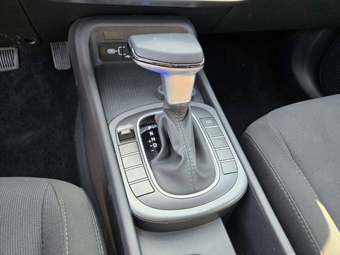 Used 2025 Hyundai Kona SEL FWD image 22