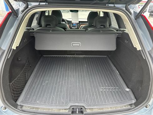 Used 2024 Volvo XC60 B5 Ultimate w/ Protection Package Premier AWD/4WD image 41