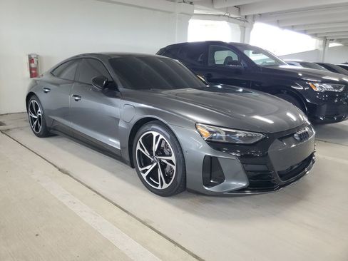 Used 2023 Audi e-tron GT Prestige w/ Prestige Package AWD/4WD image 2