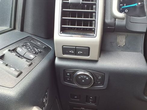 Used 2022 Ford F350 Lariat w/ Lariat Ultimate Package image 10