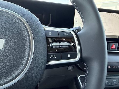 New 2026 Kia Carnival SX image 25