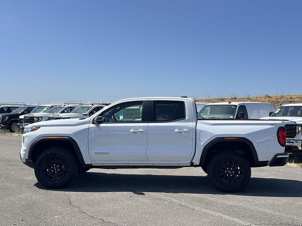 New 2026 GMC Canyon Elevation w/ Technology Package AWD/4WD image 6