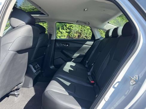 Used 2025 Honda Accord EX-L image 10