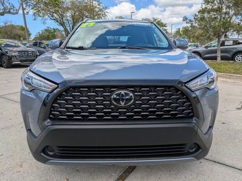 Used 2023 Toyota Corolla Cross LE w/ Moonroof Package image 8