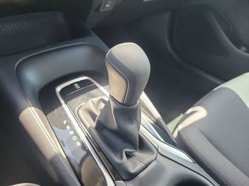 Used 2025 Toyota Corolla LE FWD image 27